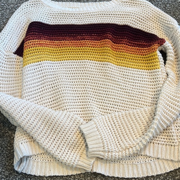 Aeropostale Sweater - Picture 3 of 3